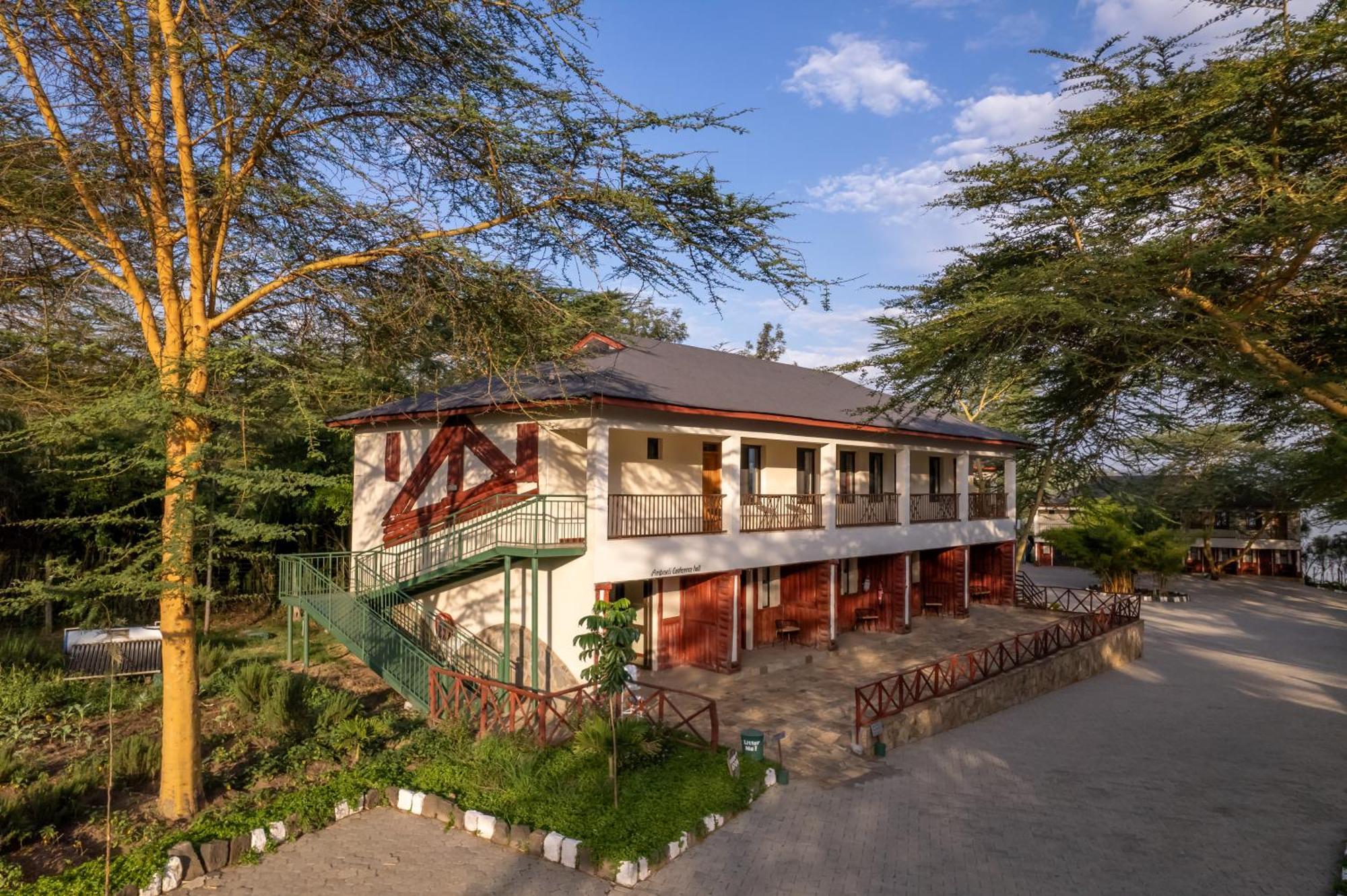 Sentrim Elementaita Lodge Elmenteita Екстер'єр фото